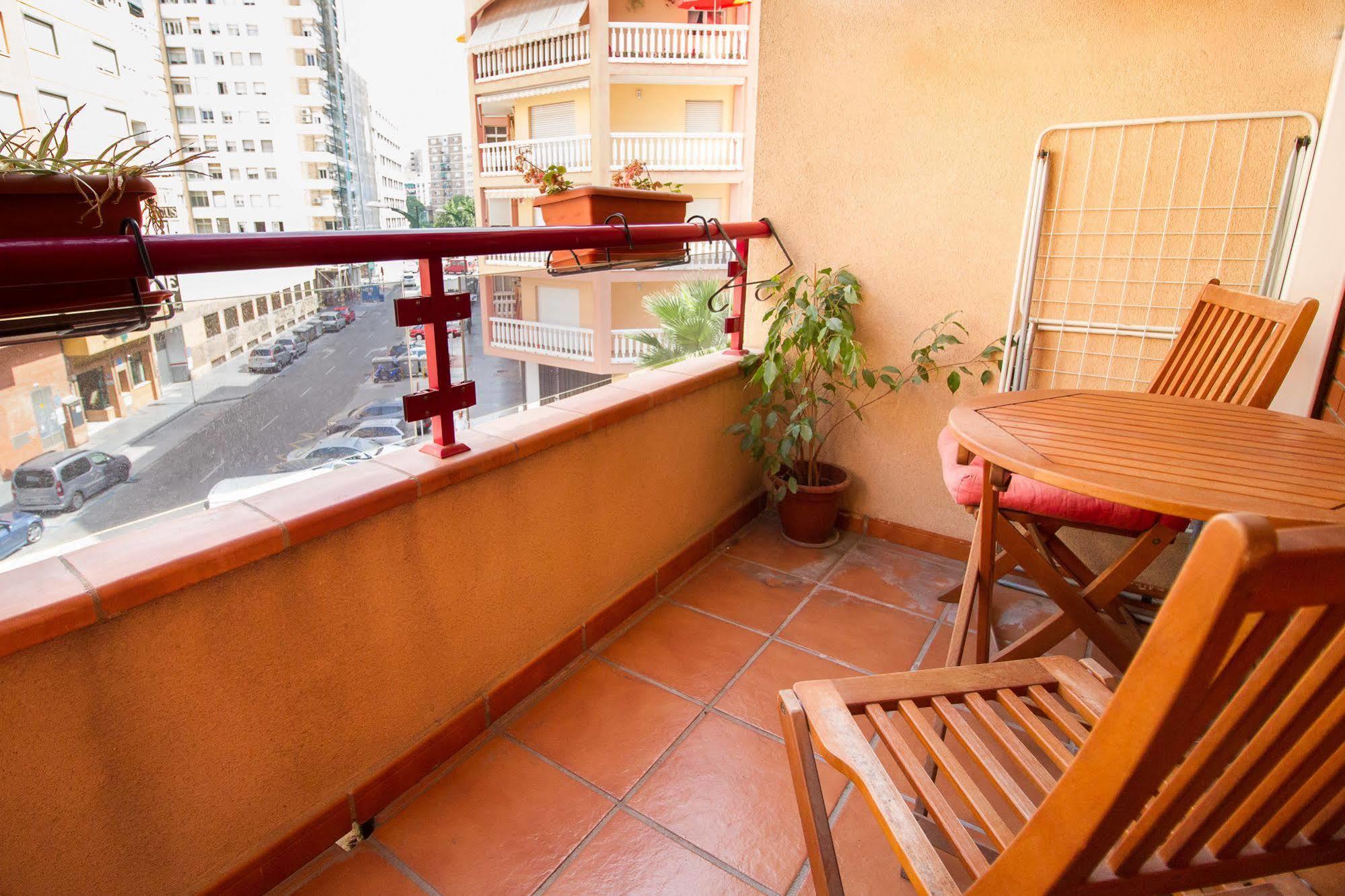 Alfonso Reyes Apartment - Malaga Harbour Exterior foto